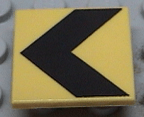 [P 30258pb001 (Yellow)] Road Sign 2 x 2 Square with Clip with Black Chevron Pattern