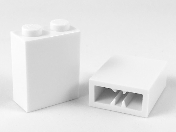 Brick 1 x 2 x 2 with Inside Axle Holder