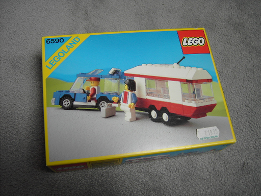 [S 6590-1 (No Colour)] Vacation Camper