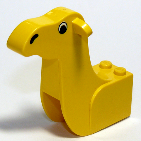 [P 30143px1 (Yellow)] Camel Head 3 x 7 x 5 1/3 with Eyes and Nose Pattern