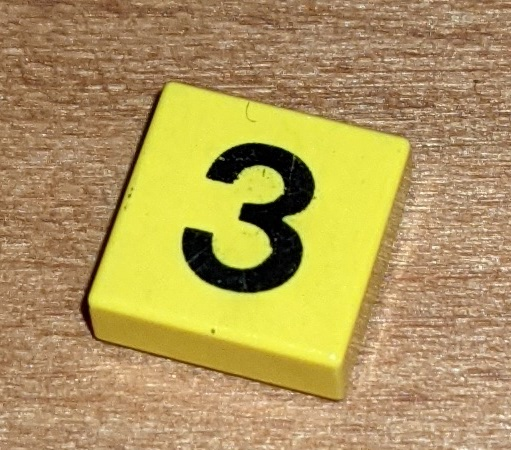[P 3070p03 (Yellow)] Tile 1 x 1 with Black Number 3 Pattern