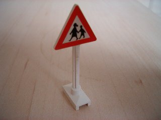 [P 649pb07 (White)] Road Sign Triangle with Children Playing Pattern