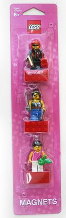 [G 852948 (No Colour)] Magnet Set, Minifigures Females (3) - Dyna-Mite, Pirate Female, Town Female blister pack