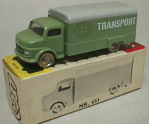 [S 651-2 (No Colour)] 1:87 Mercedes Truck